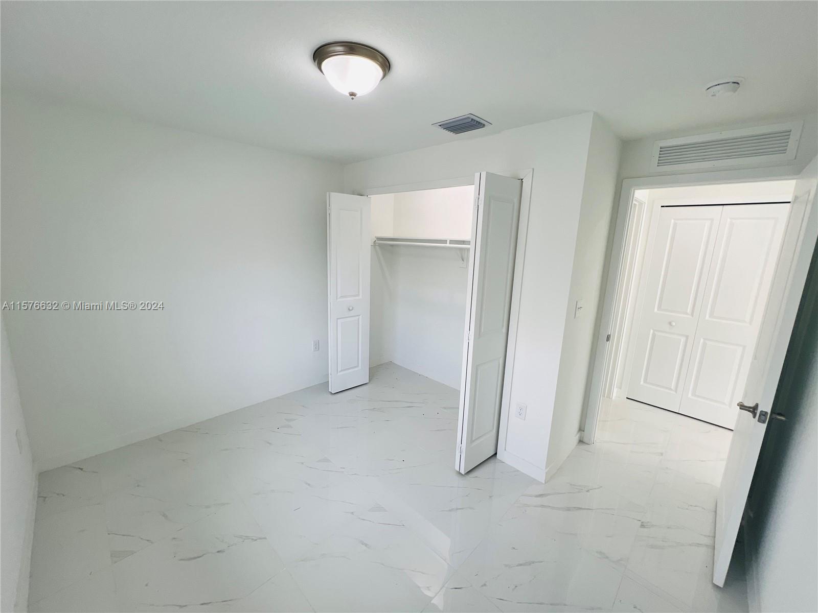 SYMMES-SHARMAN TRACT - Residential Lease