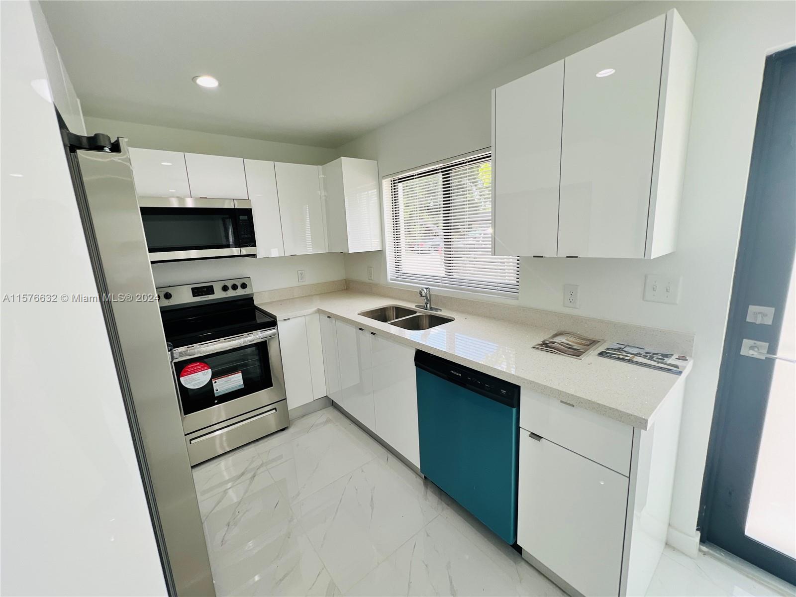 SYMMES-SHARMAN TRACT - Residential Lease