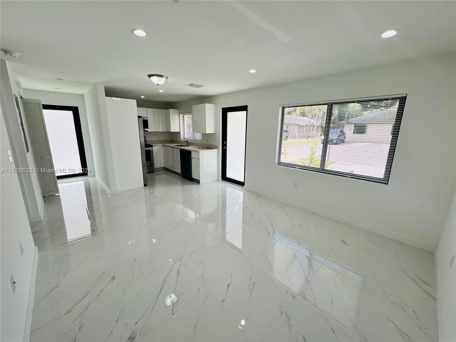 SYMMES-SHARMAN TRACT - Residential Lease