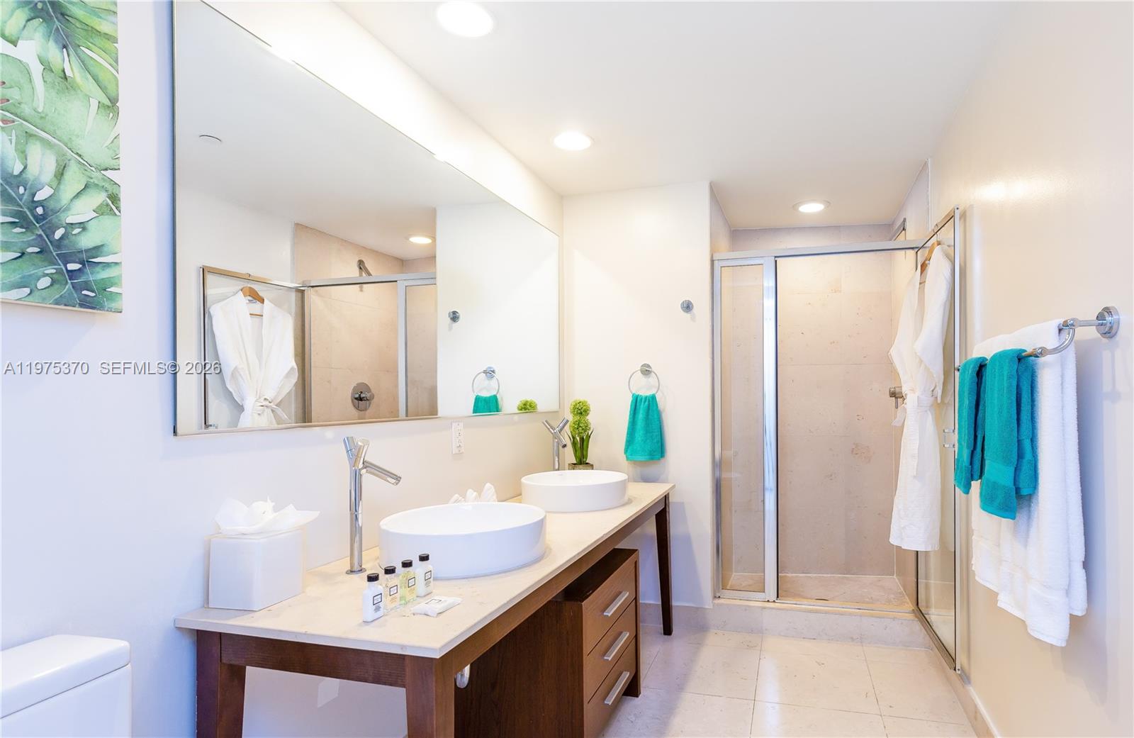 ICON BRICKELL CONDO NO 3 - Residential