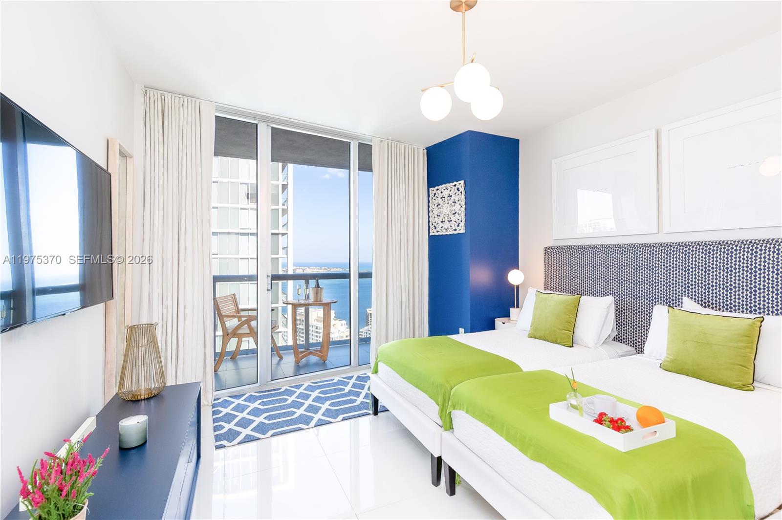 ICON BRICKELL CONDO NO 3 - Residential