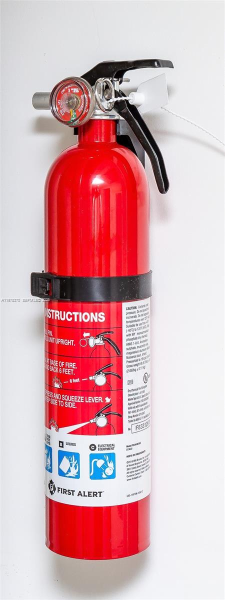 ICON BRICKELL CONDO NO 3 - Residential