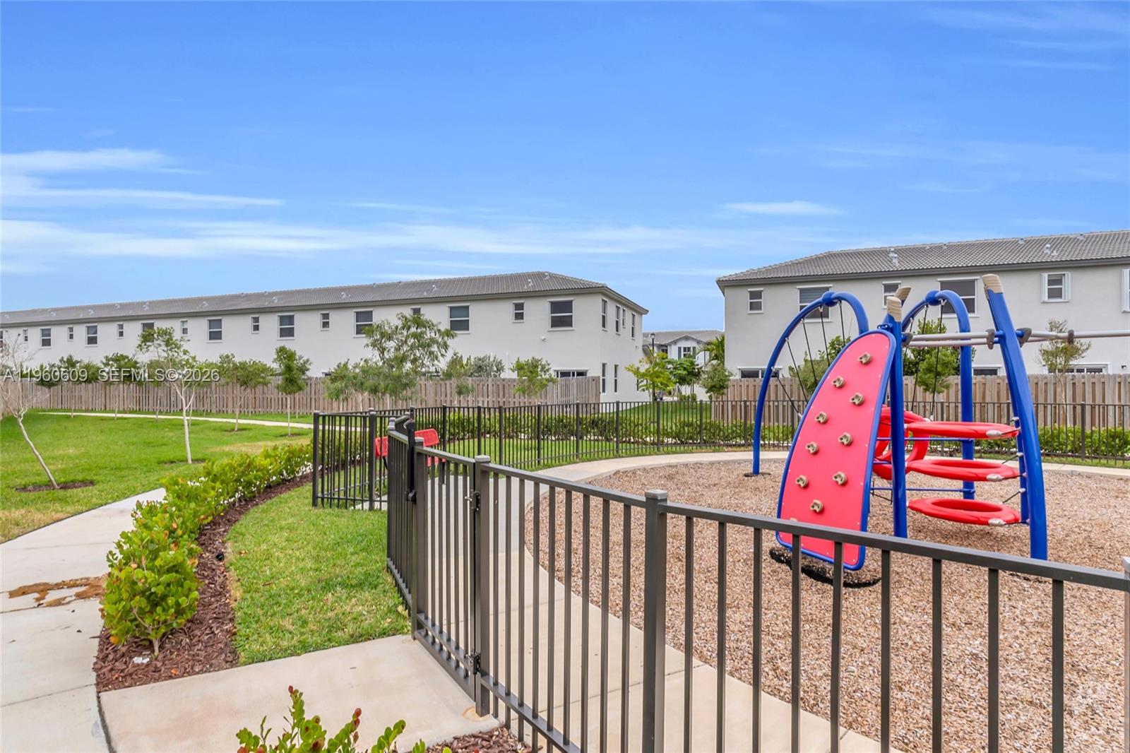 Cedar Pointe - Residential