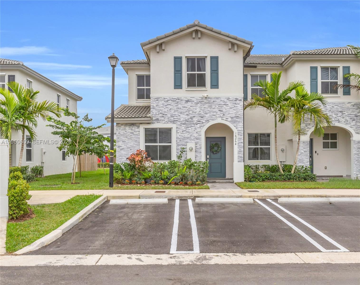 Cedar Pointe - Residential