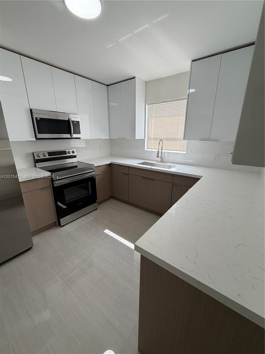 POWERS ACRES - Residential Lease