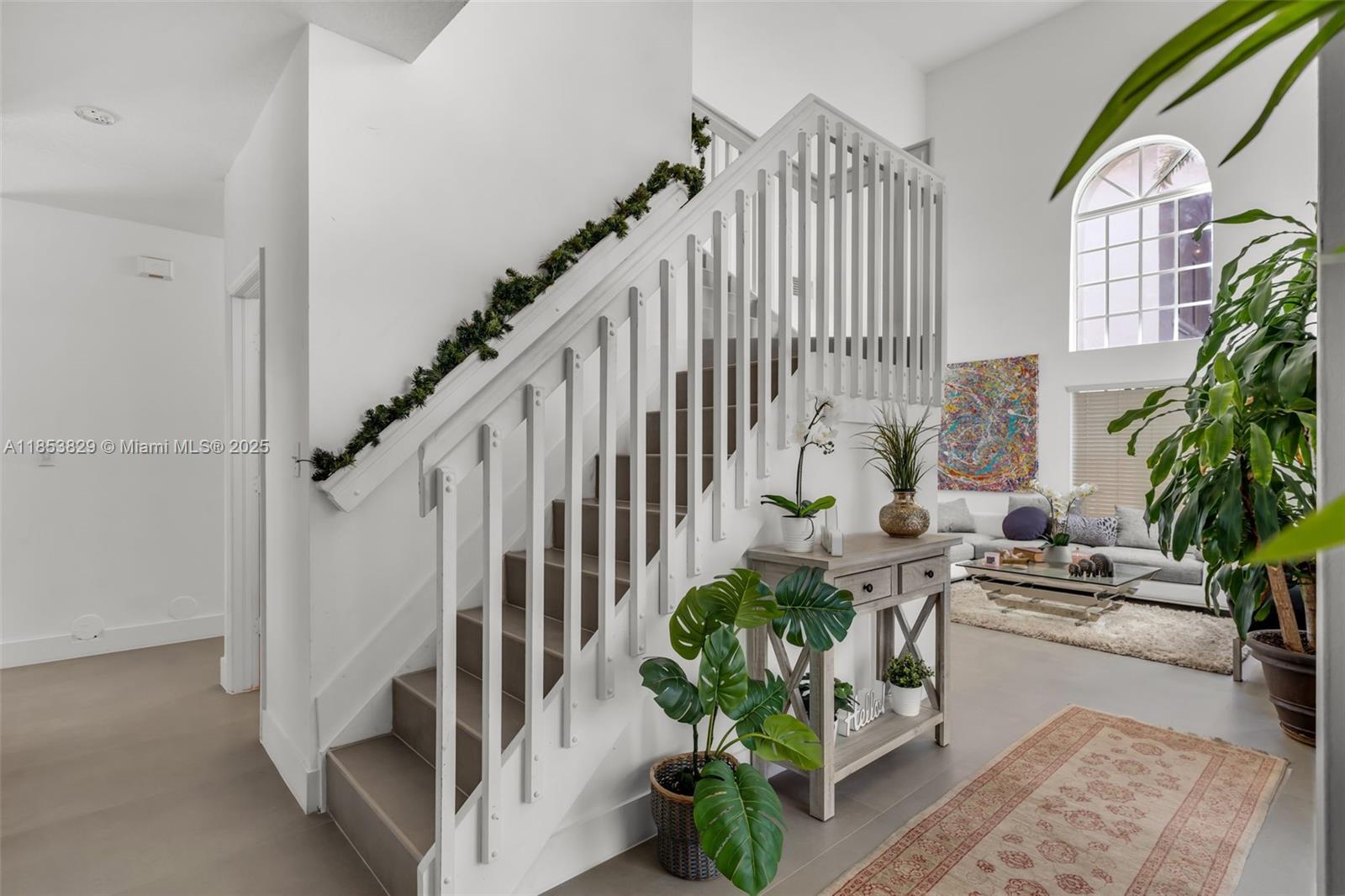 TWIN LAKE SHORES EAST - Residential