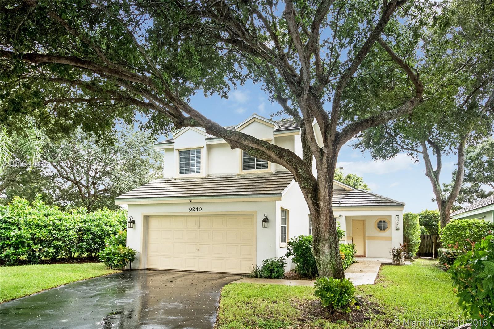 Forest Ridge Cluster Home - Residential