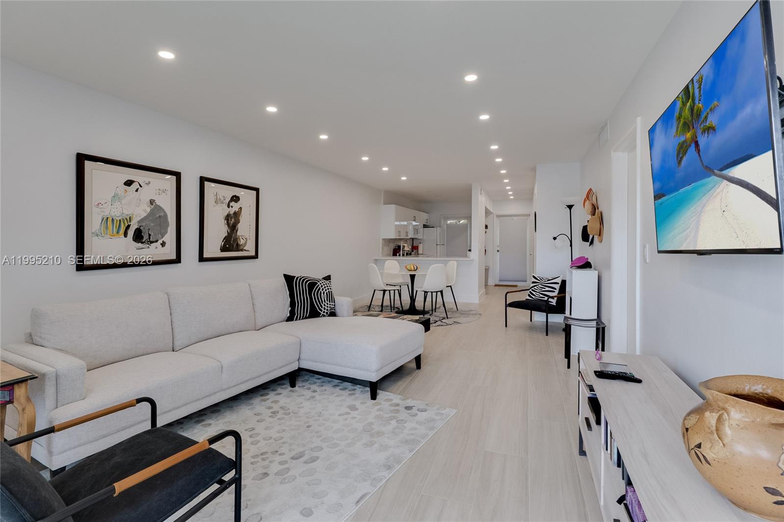 ISLE OF PARADISE CO-OP F - Residential