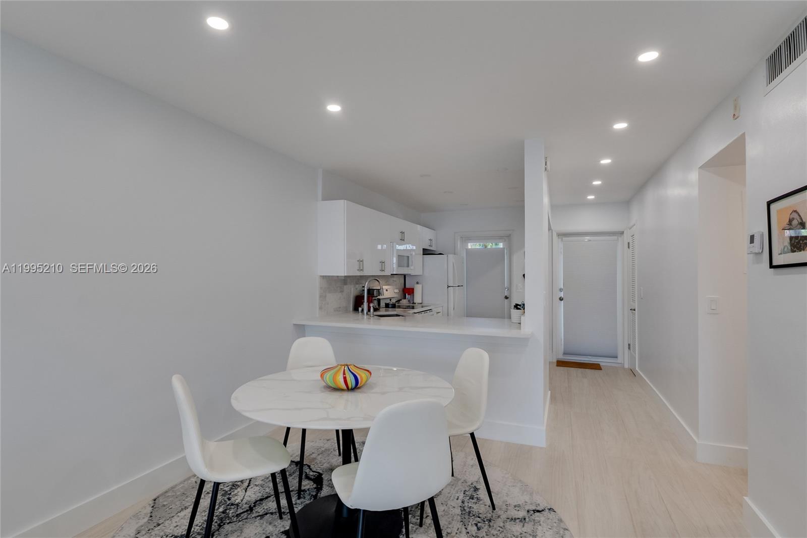 ISLE OF PARADISE CO-OP F - Residential