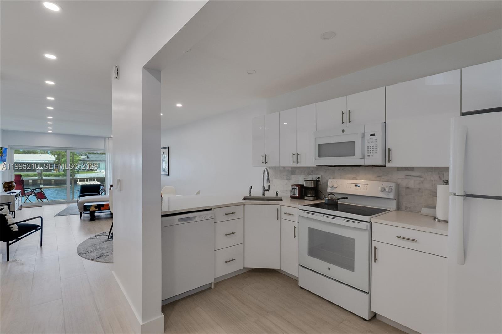 ISLE OF PARADISE CO-OP F - Residential