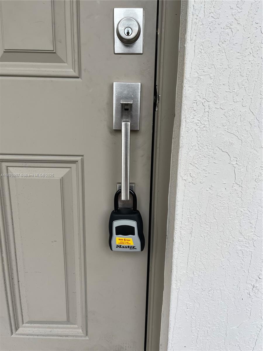 ENCLAVE SOUTH PHASE 2 - Residential Lease