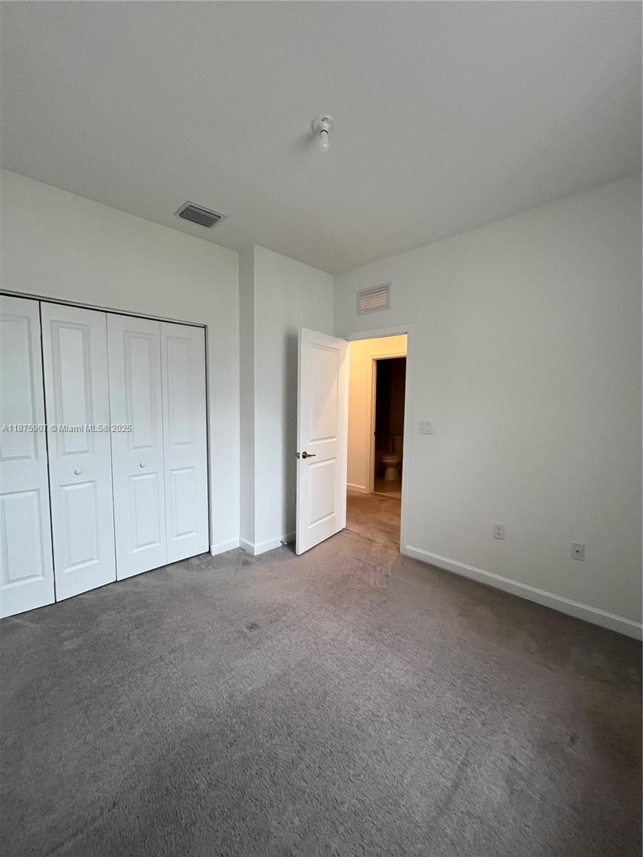 ENCLAVE SOUTH PHASE 2 - Residential Lease