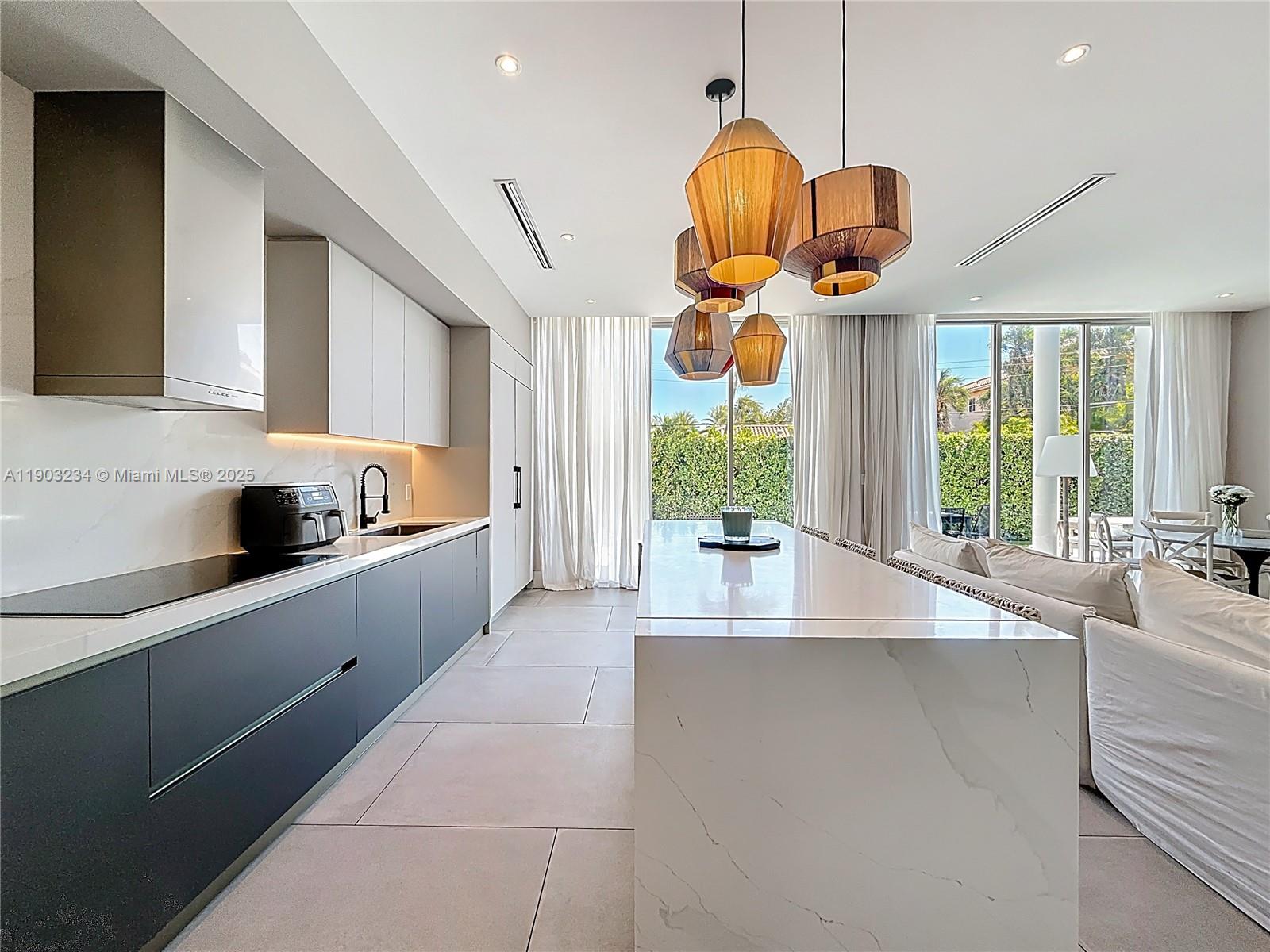 TROPICAL ISLE HOMES SUB - Residential Lease