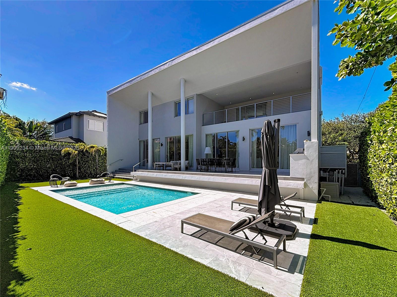 TROPICAL ISLE HOMES SUB - Residential Lease