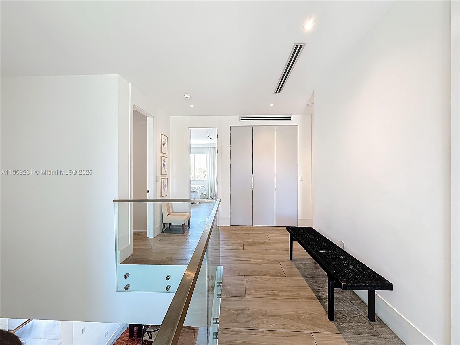 TROPICAL ISLE HOMES SUB - Residential Lease