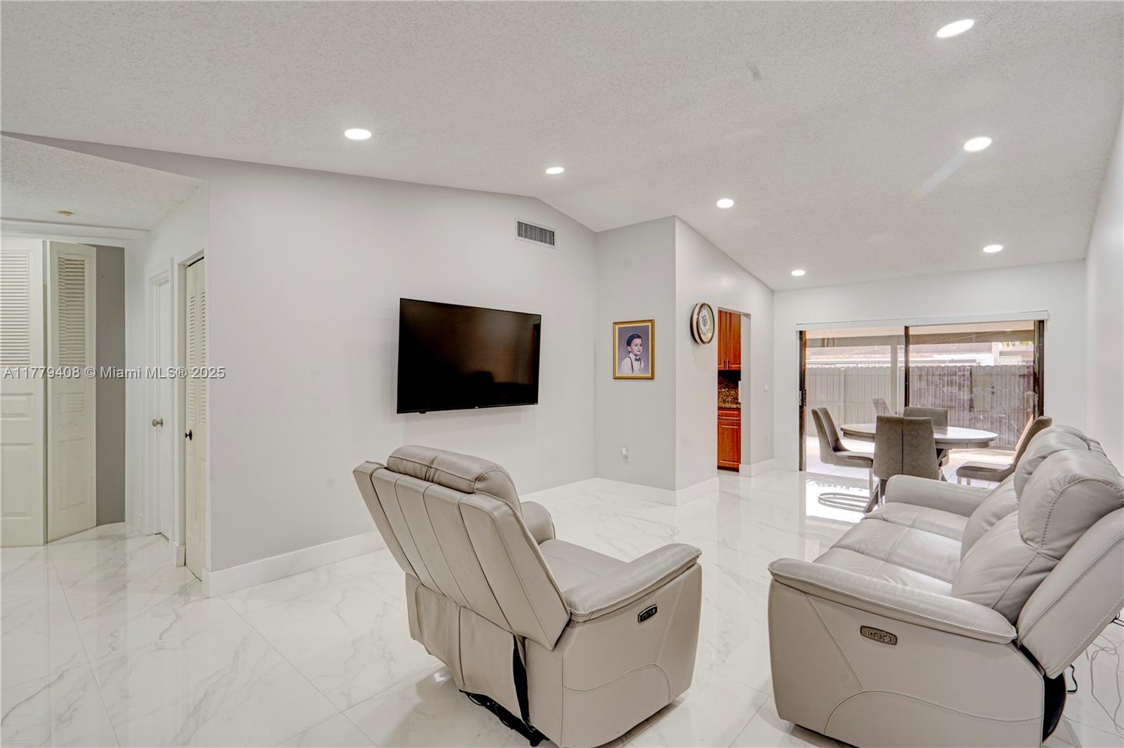 BENT TREE CENTER - Residential