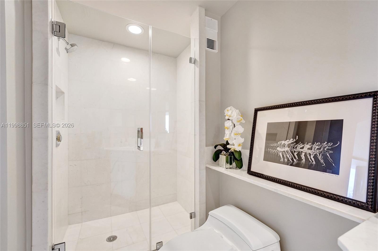 2800 ISL BLVD WILLIAMS IS - Residential