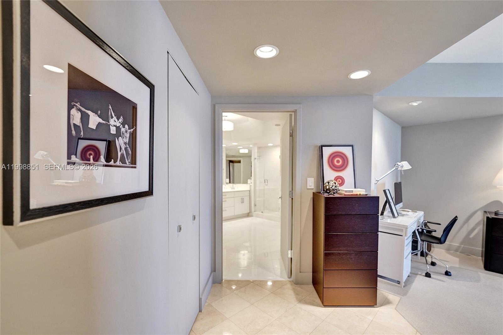 2800 ISL BLVD WILLIAMS IS - Residential