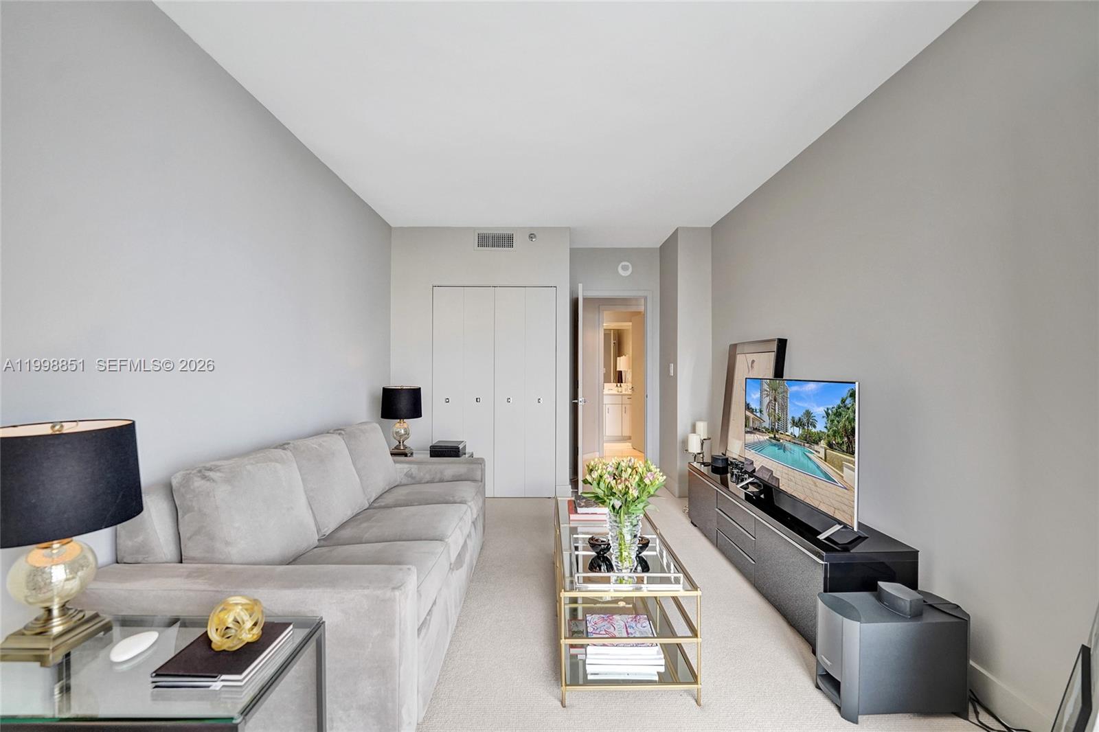 2800 ISL BLVD WILLIAMS IS - Residential