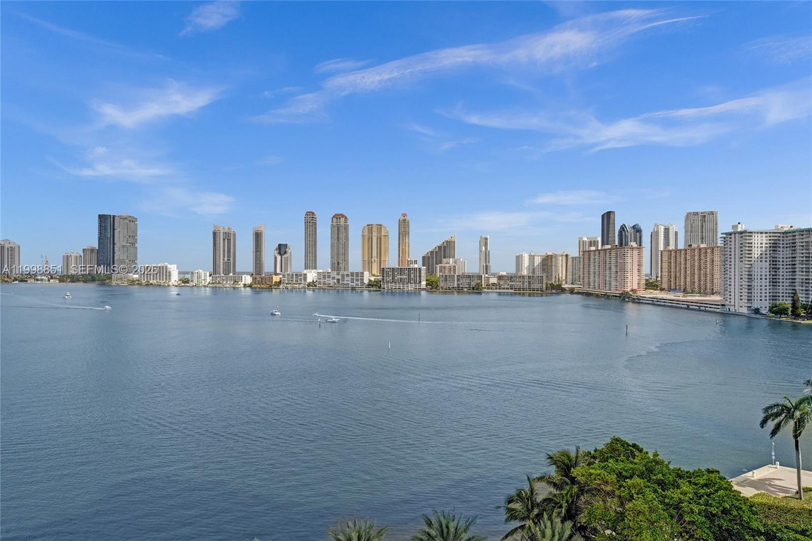 2800 ISL BLVD WILLIAMS IS - Residential