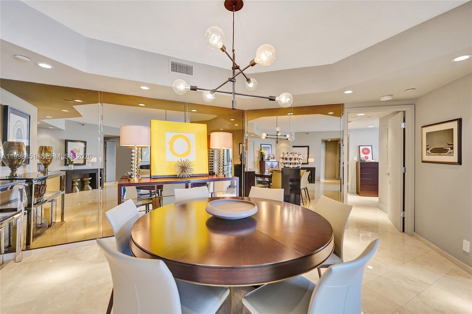 2800 ISL BLVD WILLIAMS IS - Residential