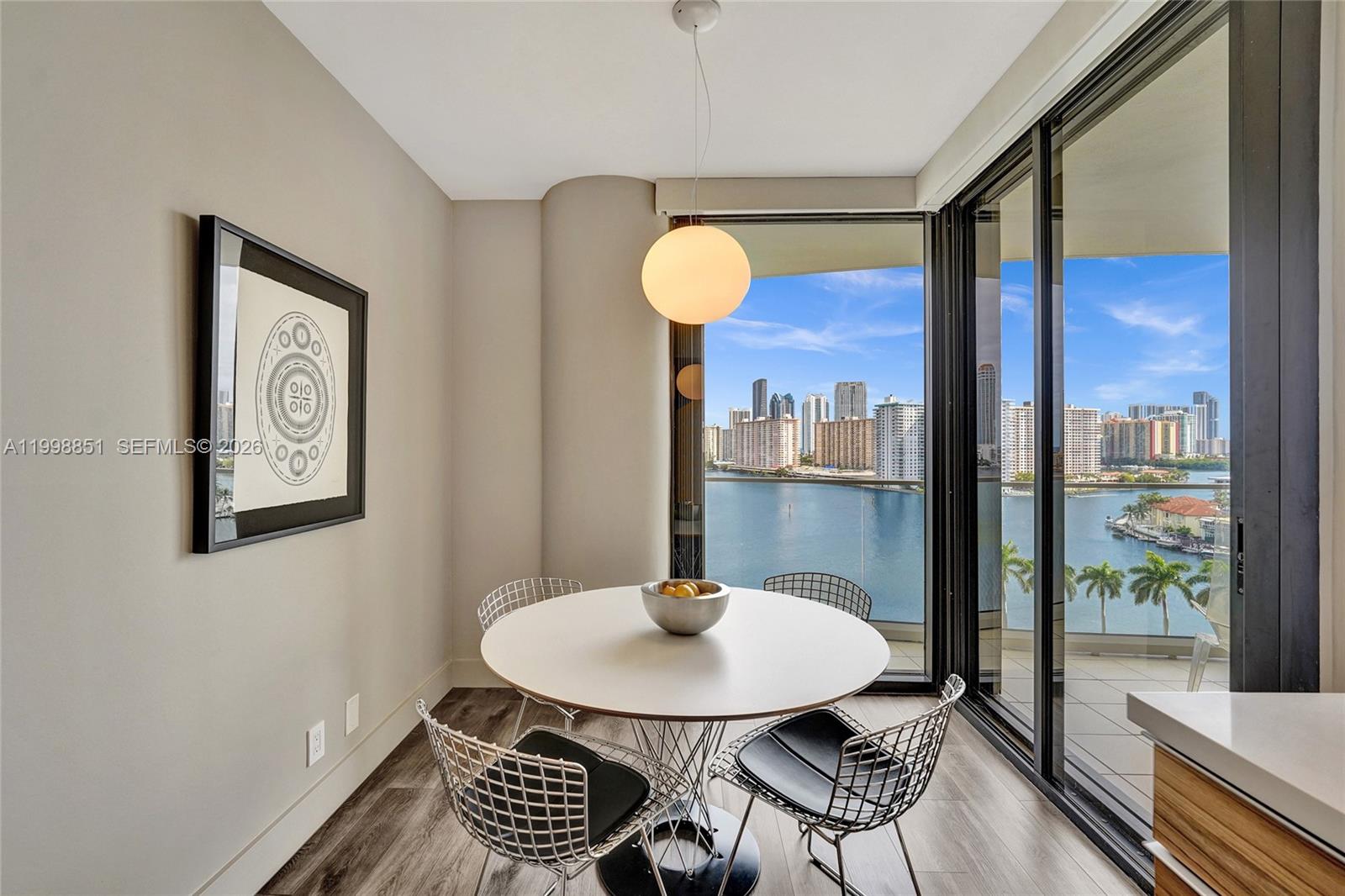 2800 ISL BLVD WILLIAMS IS - Residential