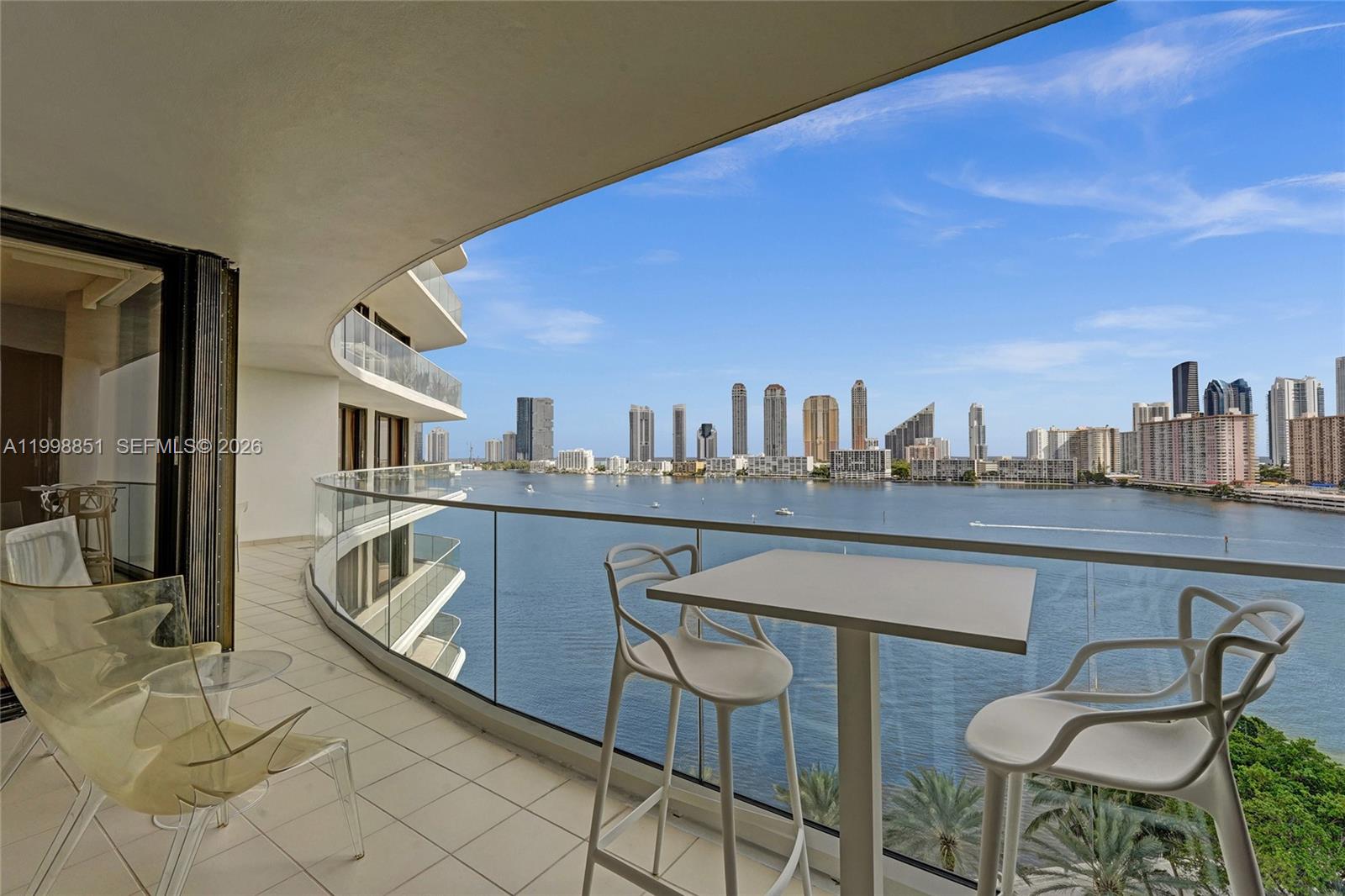 2800 ISL BLVD WILLIAMS IS - Residential