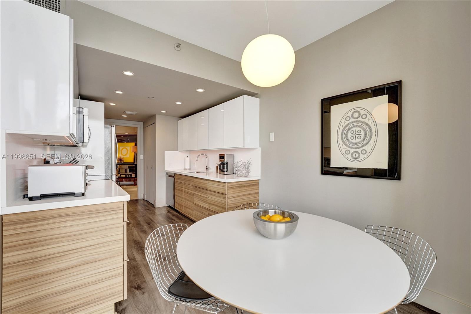 2800 ISL BLVD WILLIAMS IS - Residential