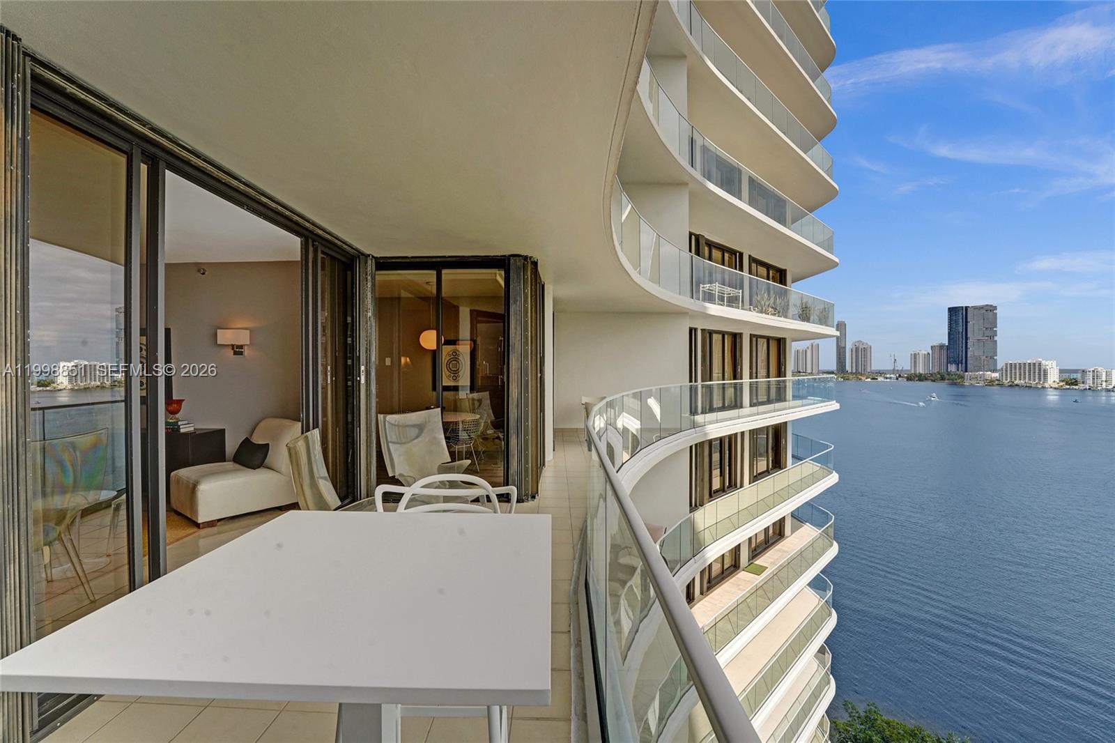 2800 ISL BLVD WILLIAMS IS - Residential