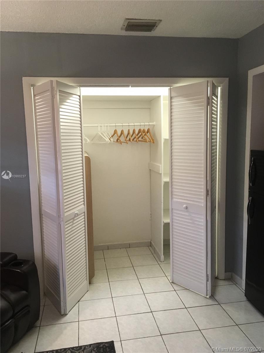 REV PL CORAL BLVD - Residential Lease