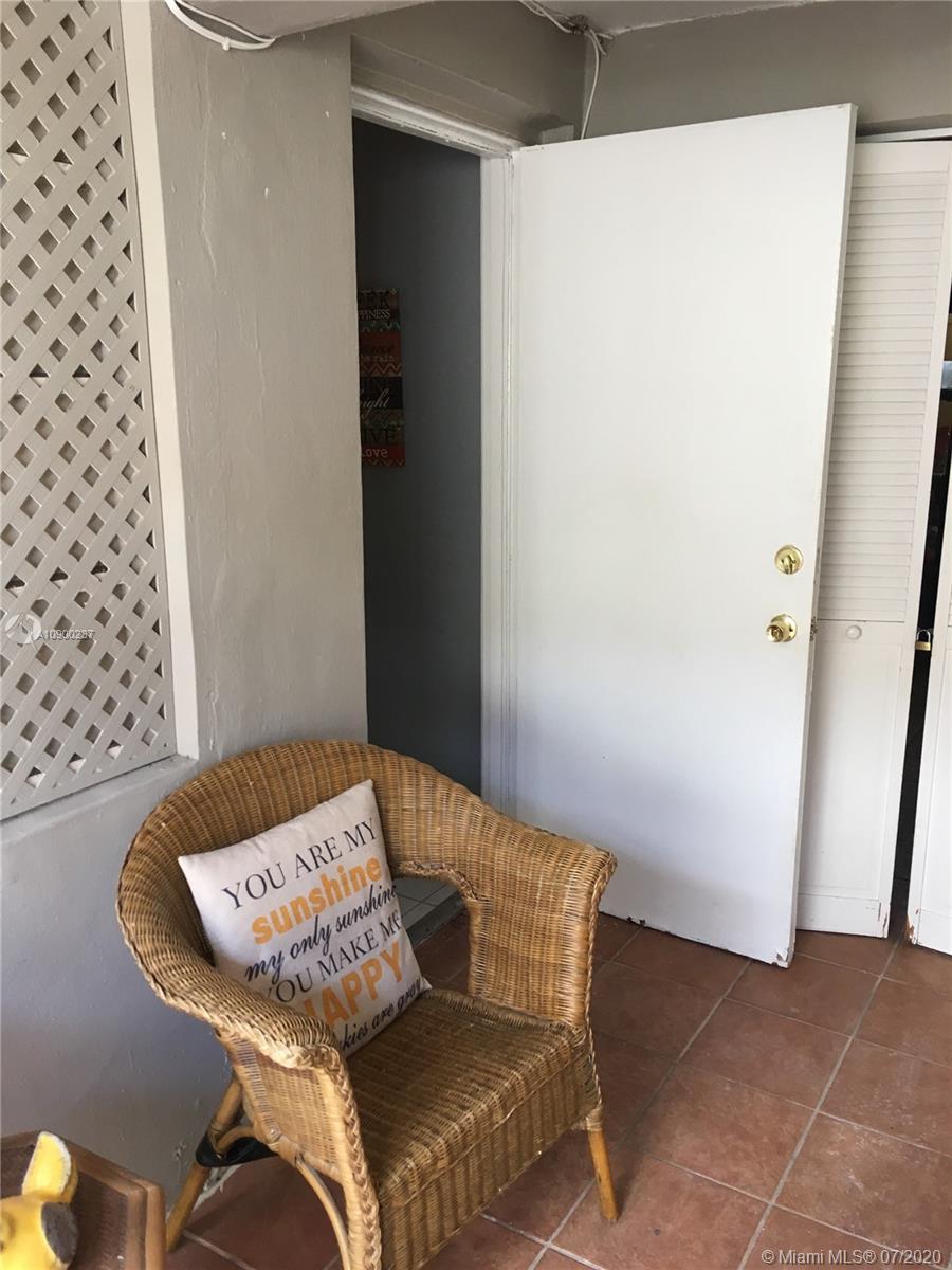 REV PL CORAL BLVD - Residential Lease