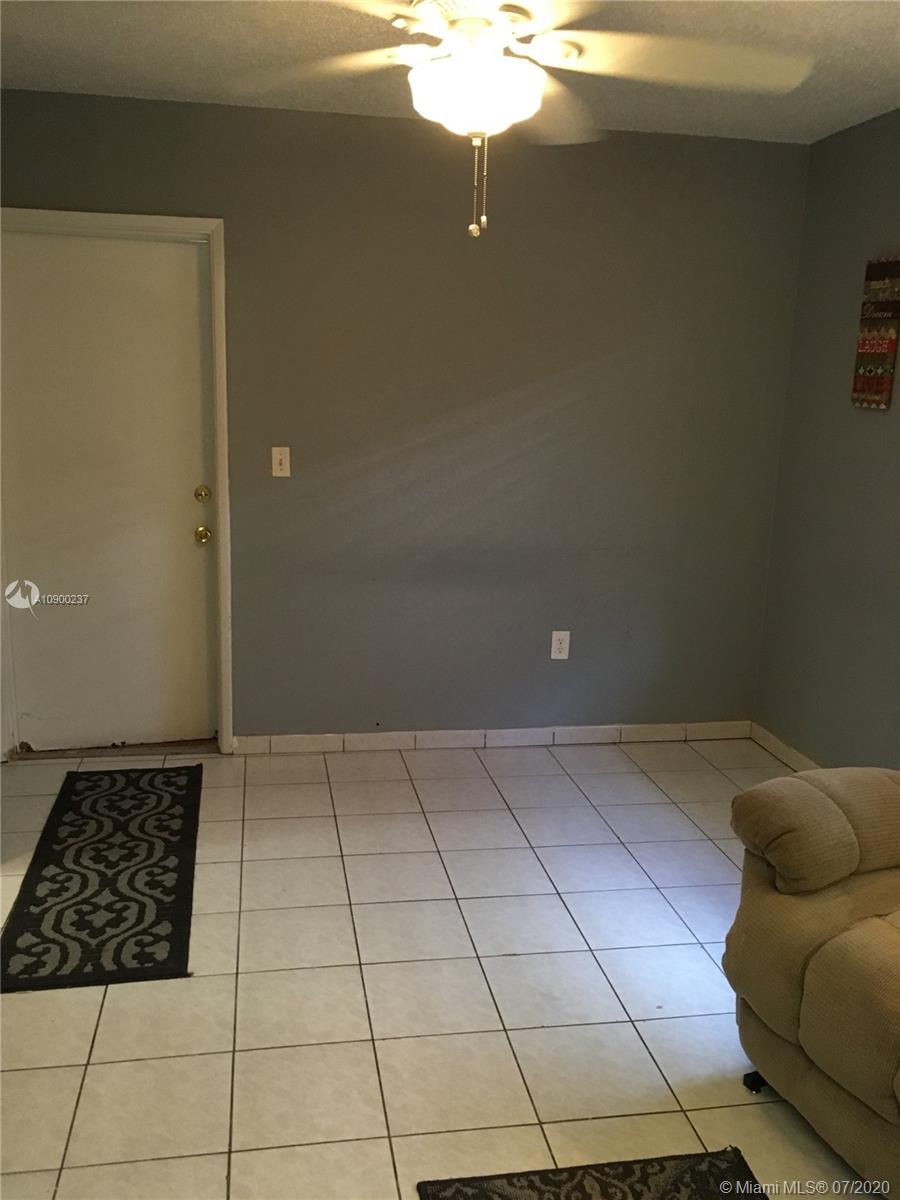 REV PL CORAL BLVD - Residential Lease