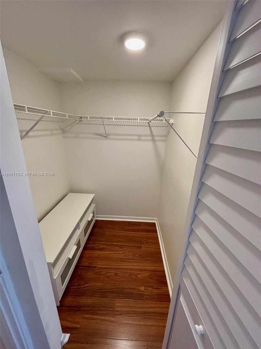 LAS OLAS BY THE RIVER CON - Residential Lease