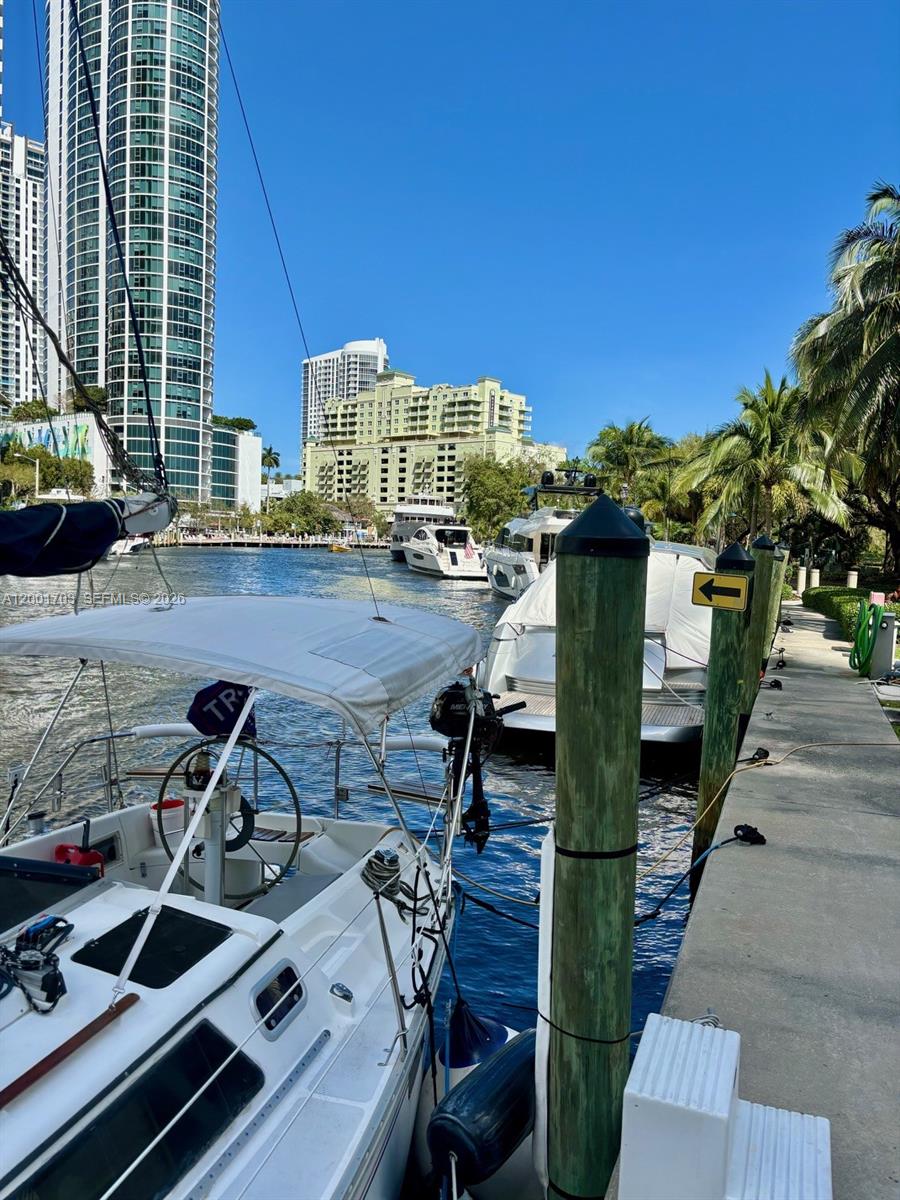 LAS OLAS BY THE RIVER CON - Residential Lease