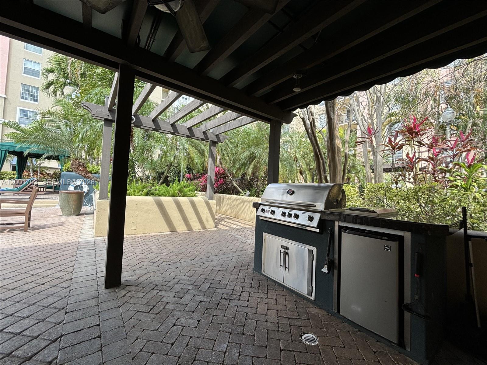 LAS OLAS BY THE RIVER CON - Residential Lease