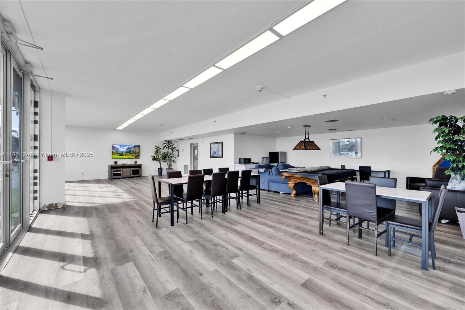 REEF SOUTH CONDO - Residential