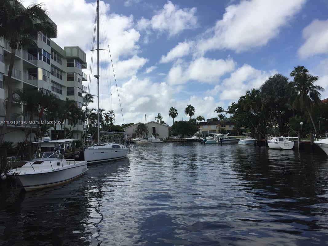 REEF SOUTH CONDO - Residential