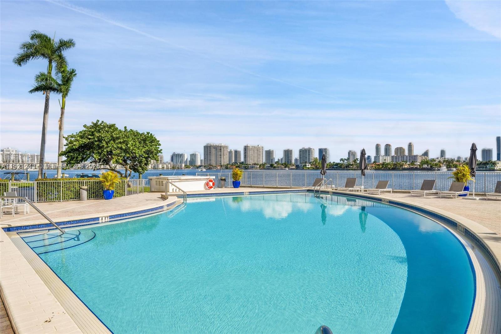 REEF SOUTH CONDO - Residential