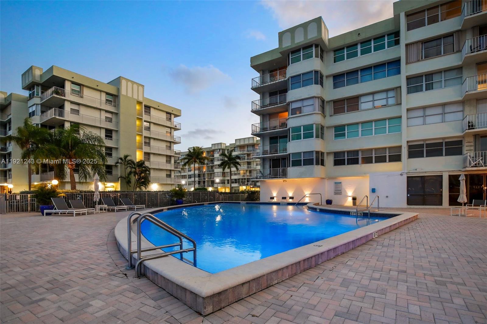REEF SOUTH CONDO - Residential