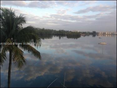 REEF SOUTH CONDO - Residential