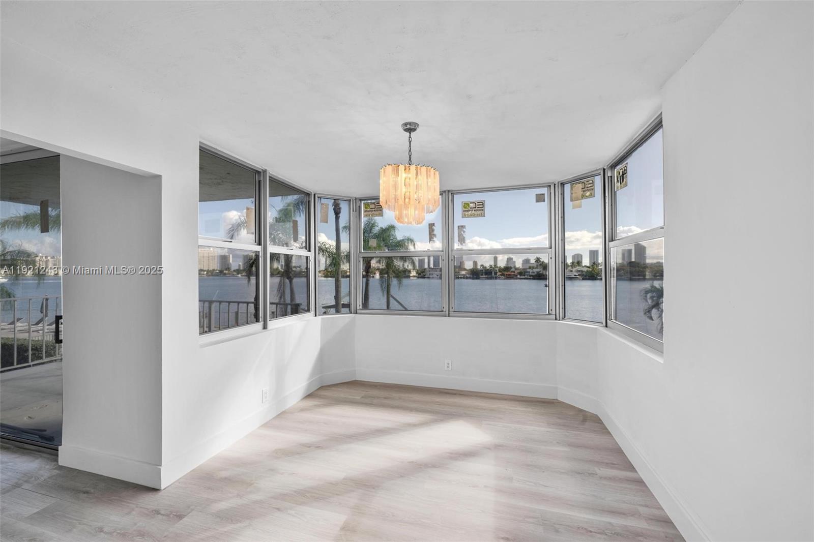 16570 NE 26th Ave 2A