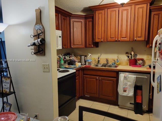 CYPRESS CREEK VILLAS OF C - Residential
