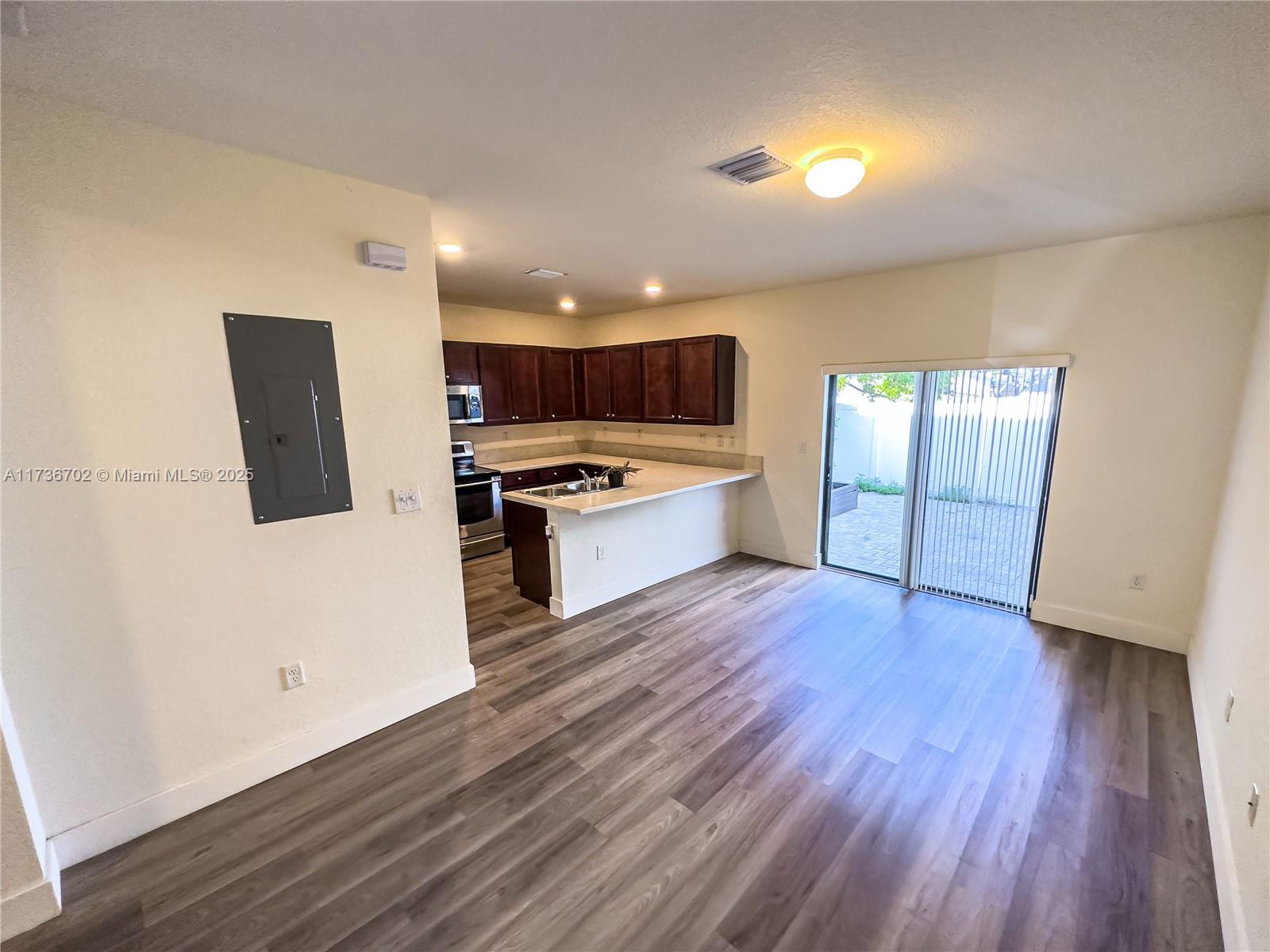 AQUABELLA SECTION TWO - Residential