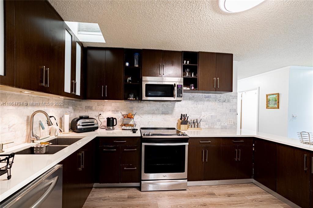 402 St Andrews Rd 55