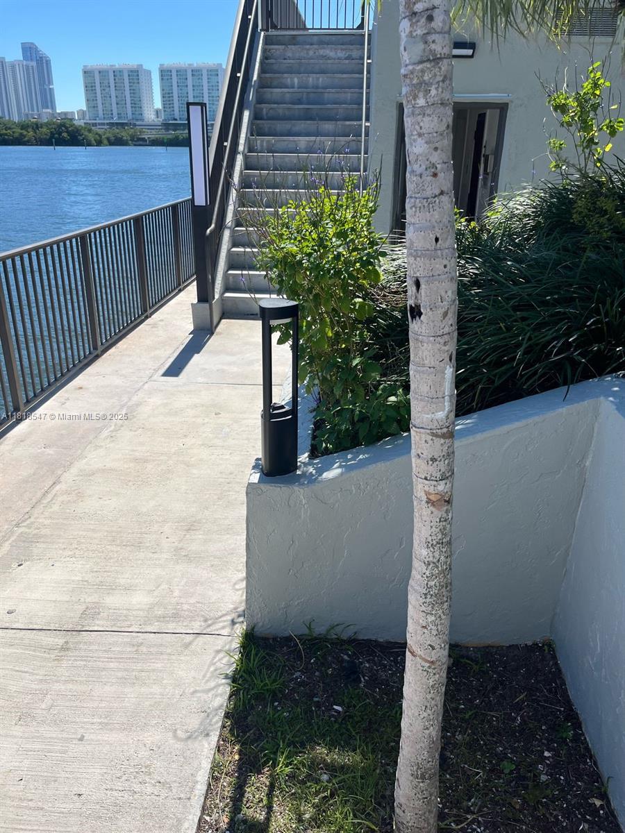 PELICAN LANDING CONDO - Residential