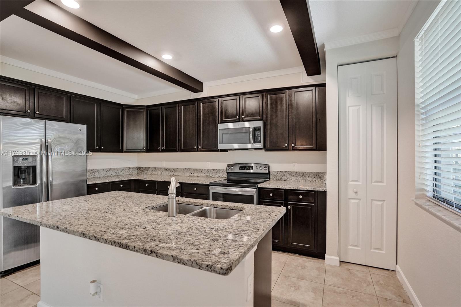 Property for Sale at 3961 Allerdale Pl, Coconut Creek, Broward County, Florida - Bedrooms: 3 
Bathrooms: 3  - $465,000