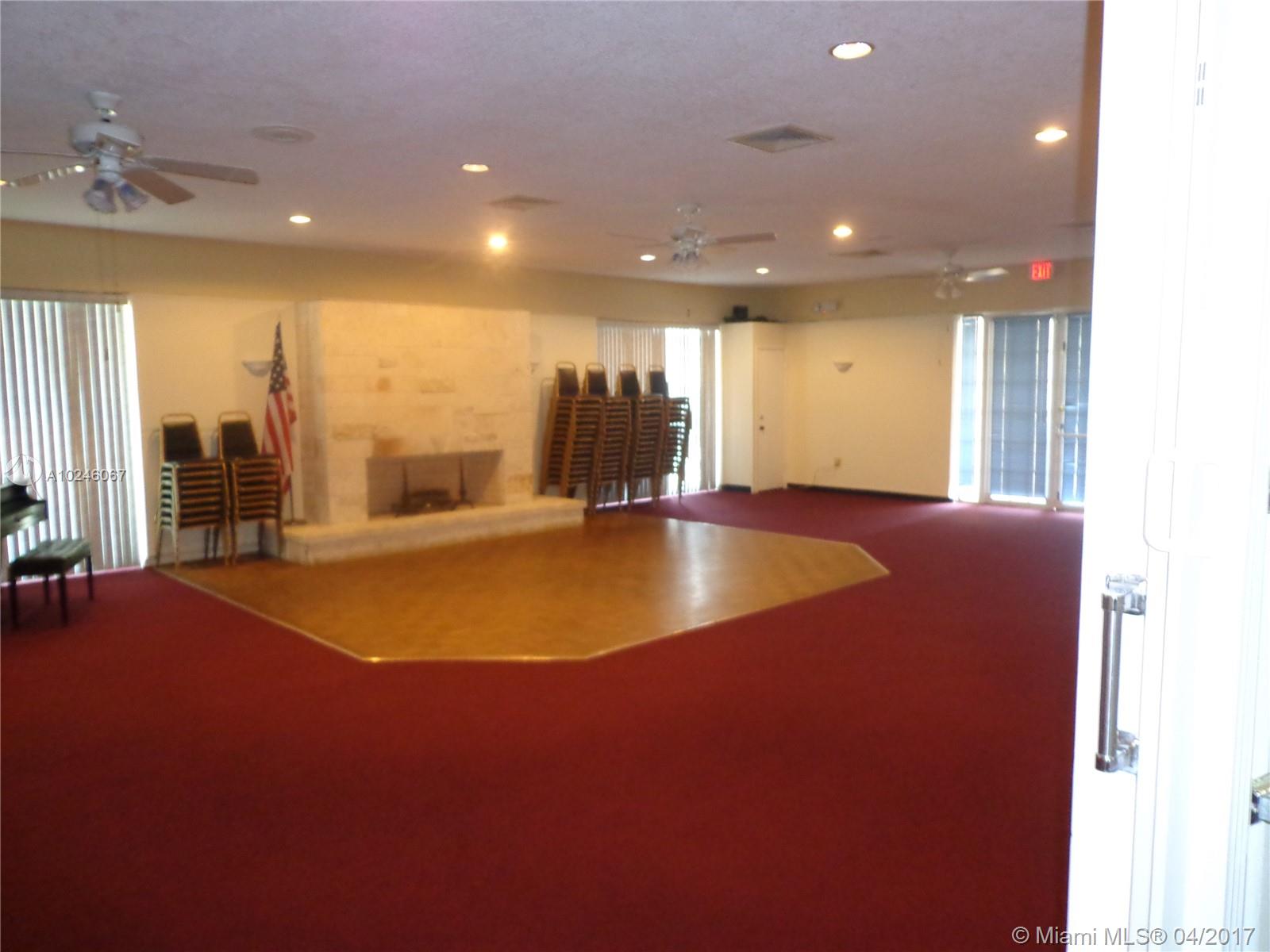 GREEN HILLS PARK WEST NO - Residential Lease