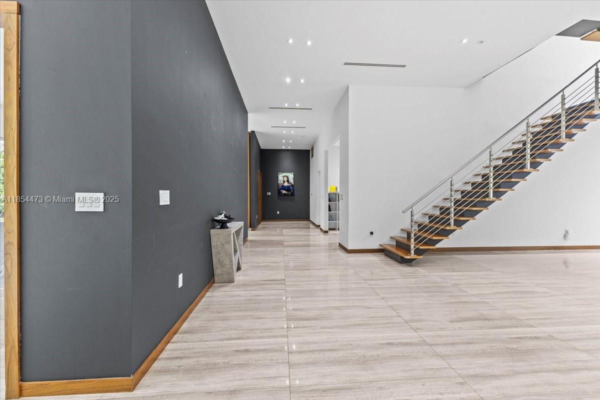 OAK HAMMOCK ESTATES - Residential