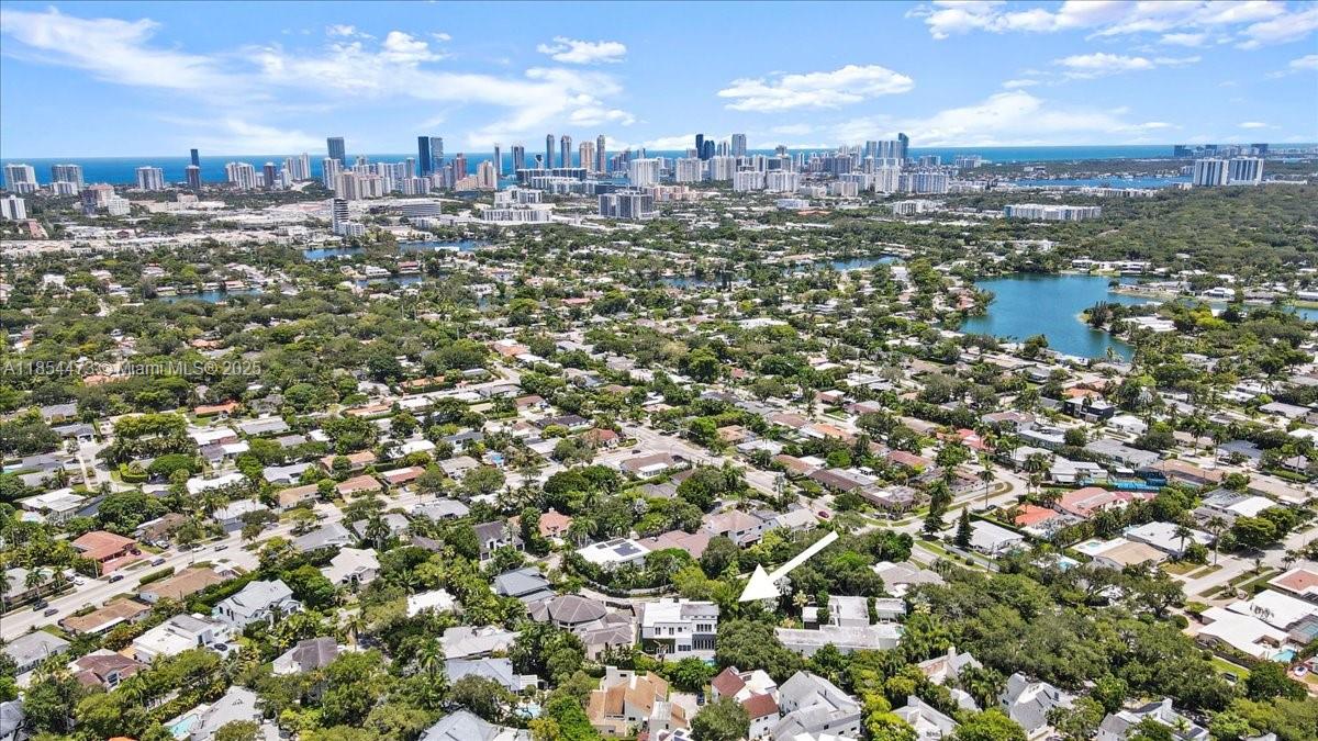 OAK HAMMOCK ESTATES - Residential