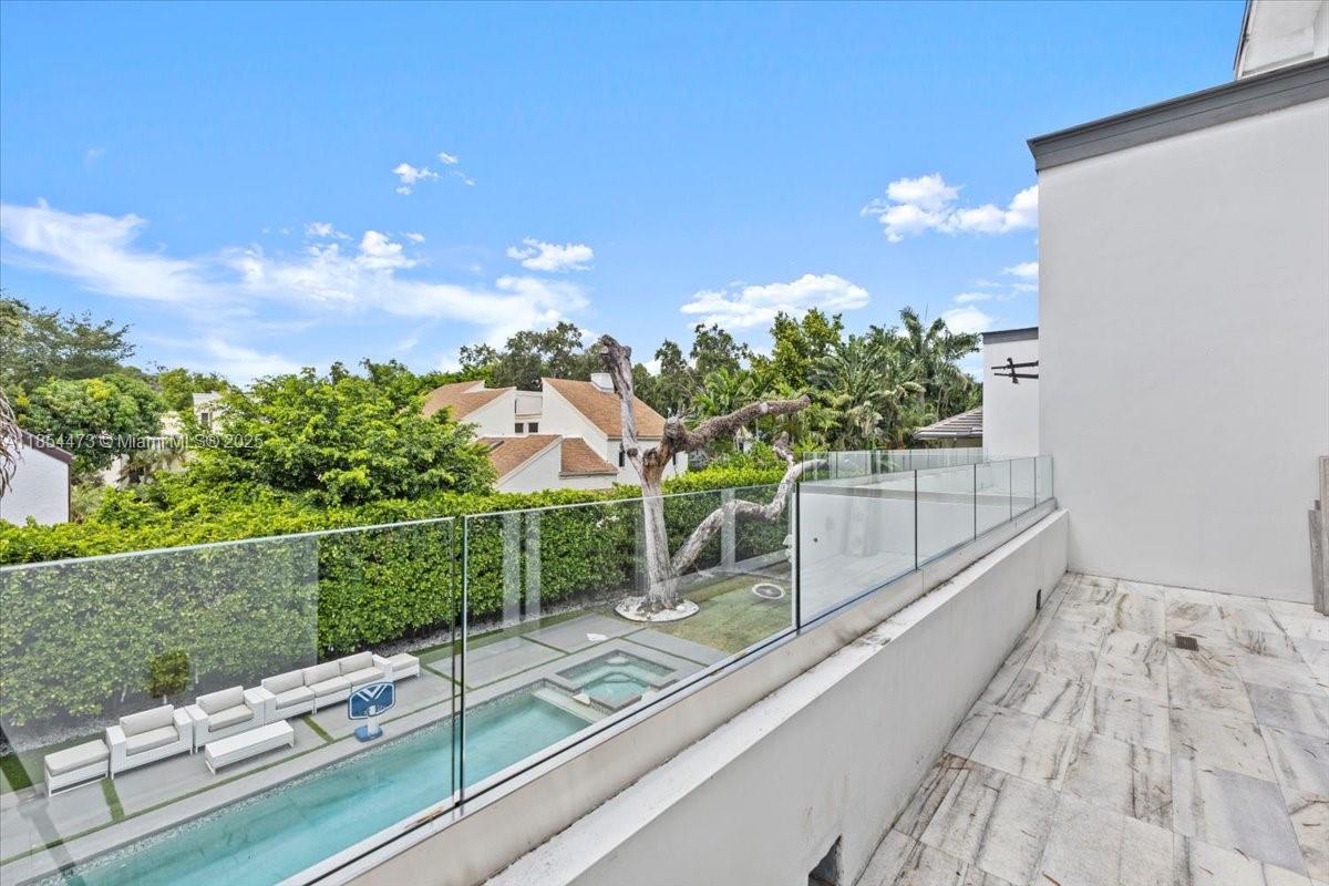 OAK HAMMOCK ESTATES - Residential